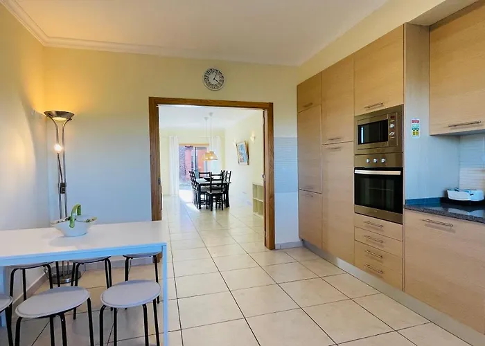 Santa Maria C - Shared Pool - 8 Guests - Albufeira *